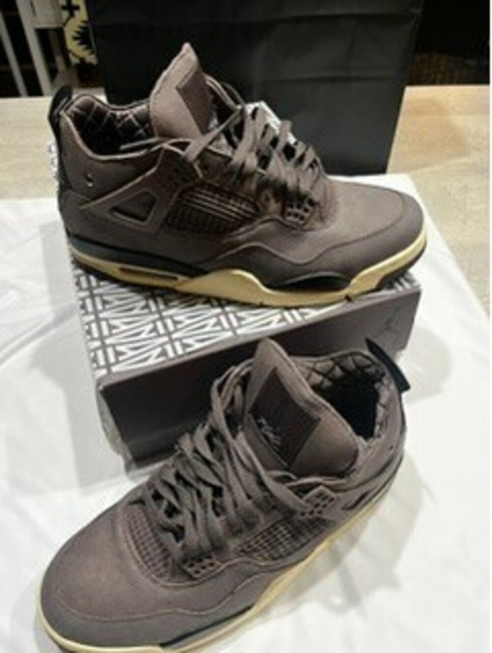 Nike Air Jordan 4 A Ma Maniere Violet Ore Sneakers with Box